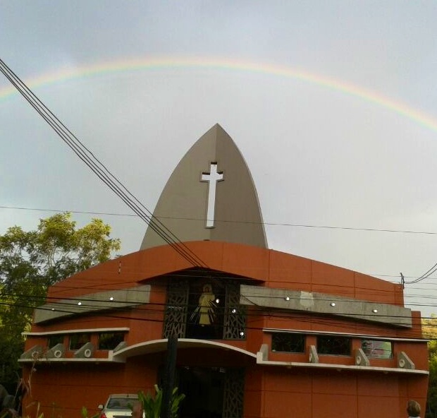 Santuario de la Divina Misericordia en Morazán De Pérez Zeledón Santuario de la Divina Misericordia en Morazán De Pérez Zeledón