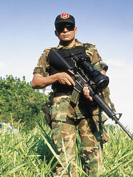 soldado2.jpg (27160 bytes)